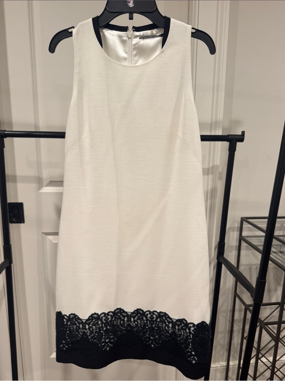 Elie Tahari White Sleeveless Midi Dress with Black Lace Trim Size 2